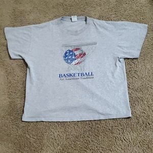 Vintage Basketball Graphic t shirt